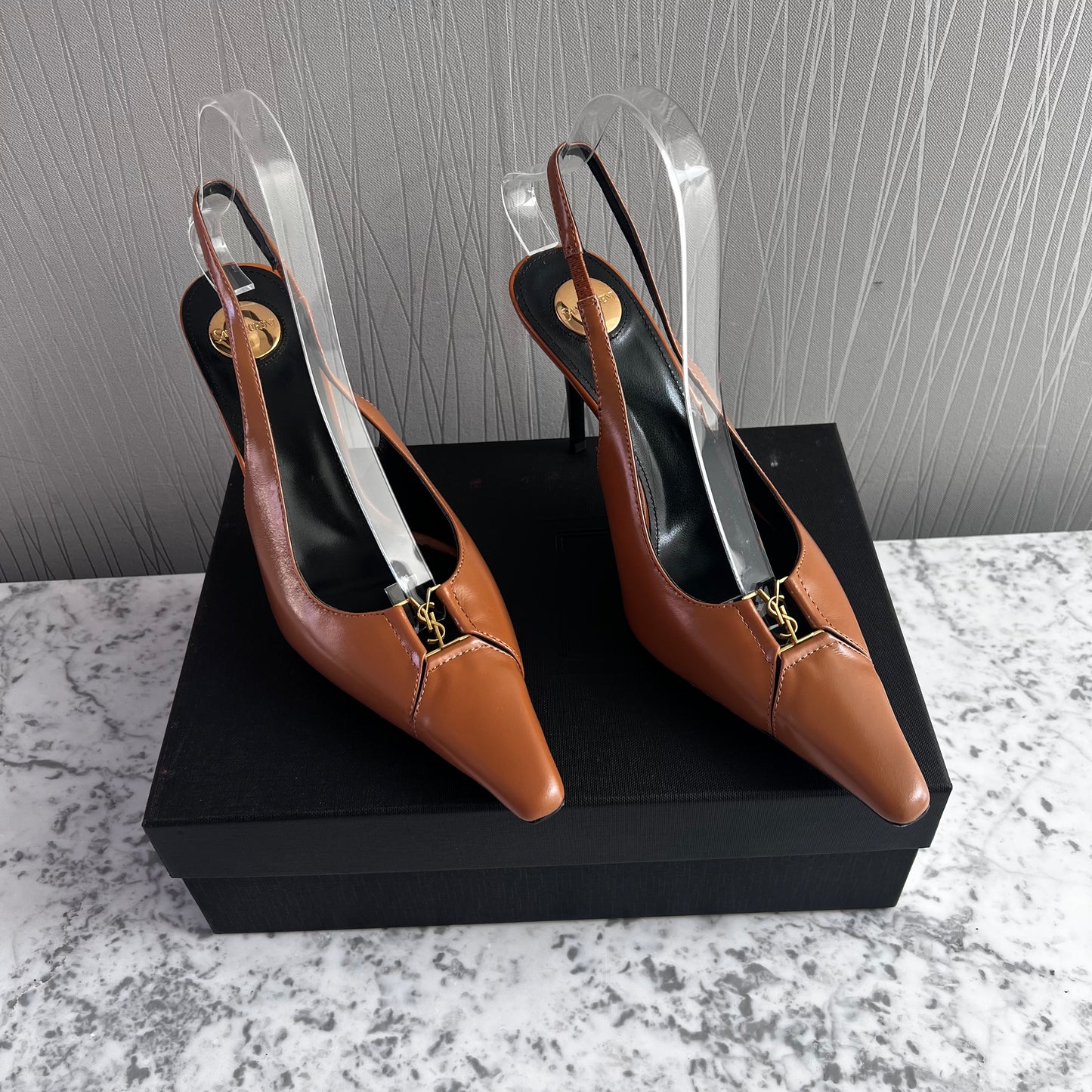 Zapatillas Y piel color camel