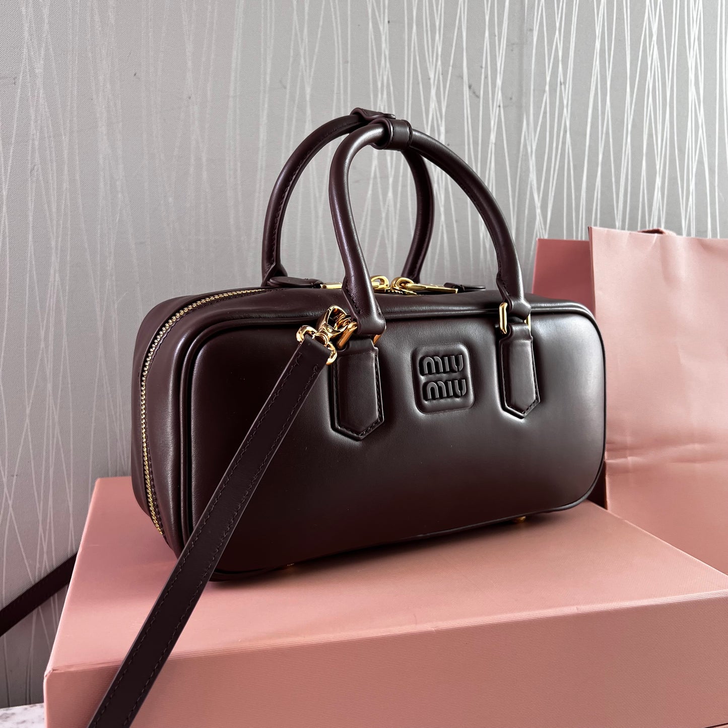 Bolso M-iu piel color café