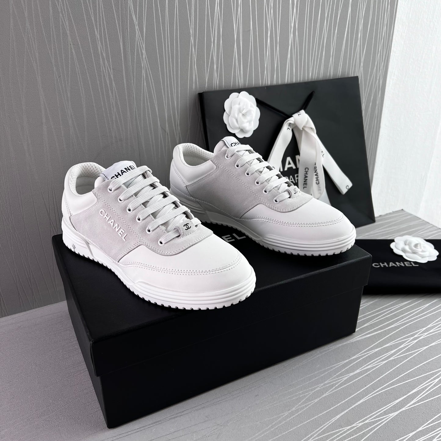 Sneakers C piel blancos