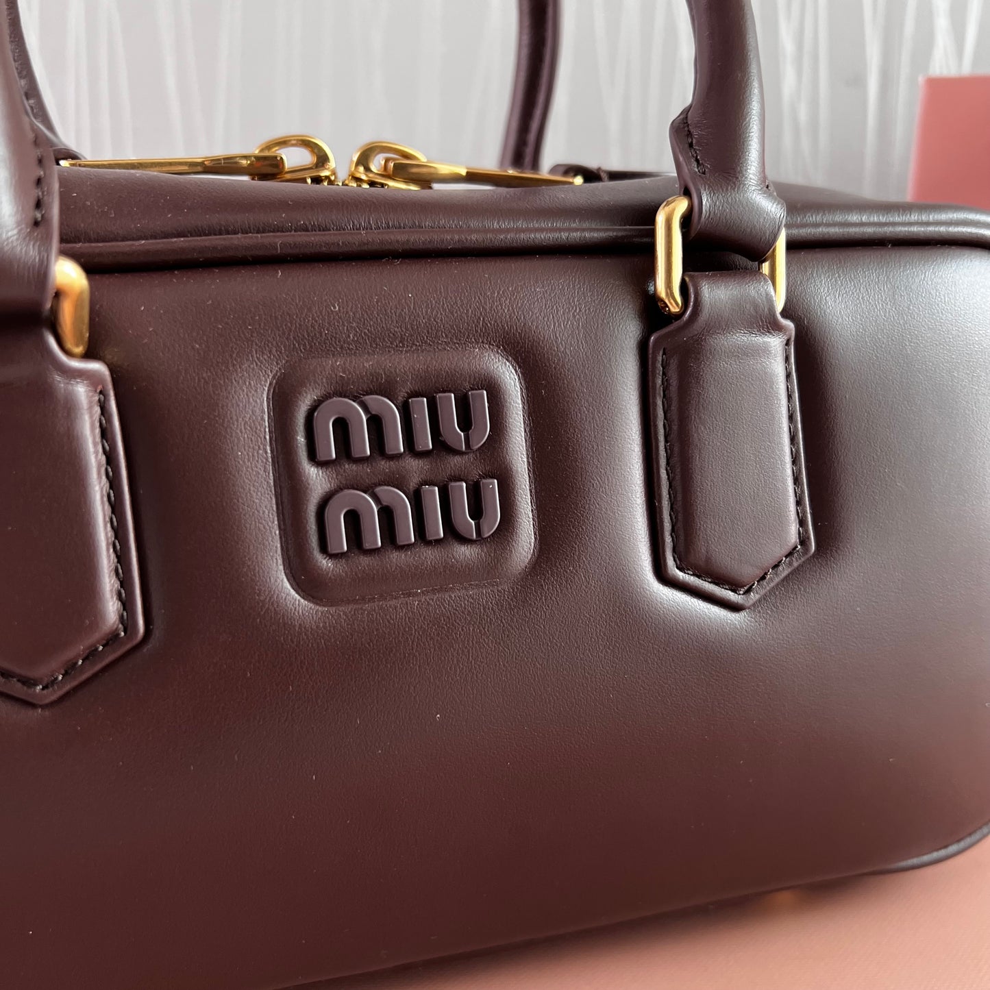 Bolso M-iu piel color café