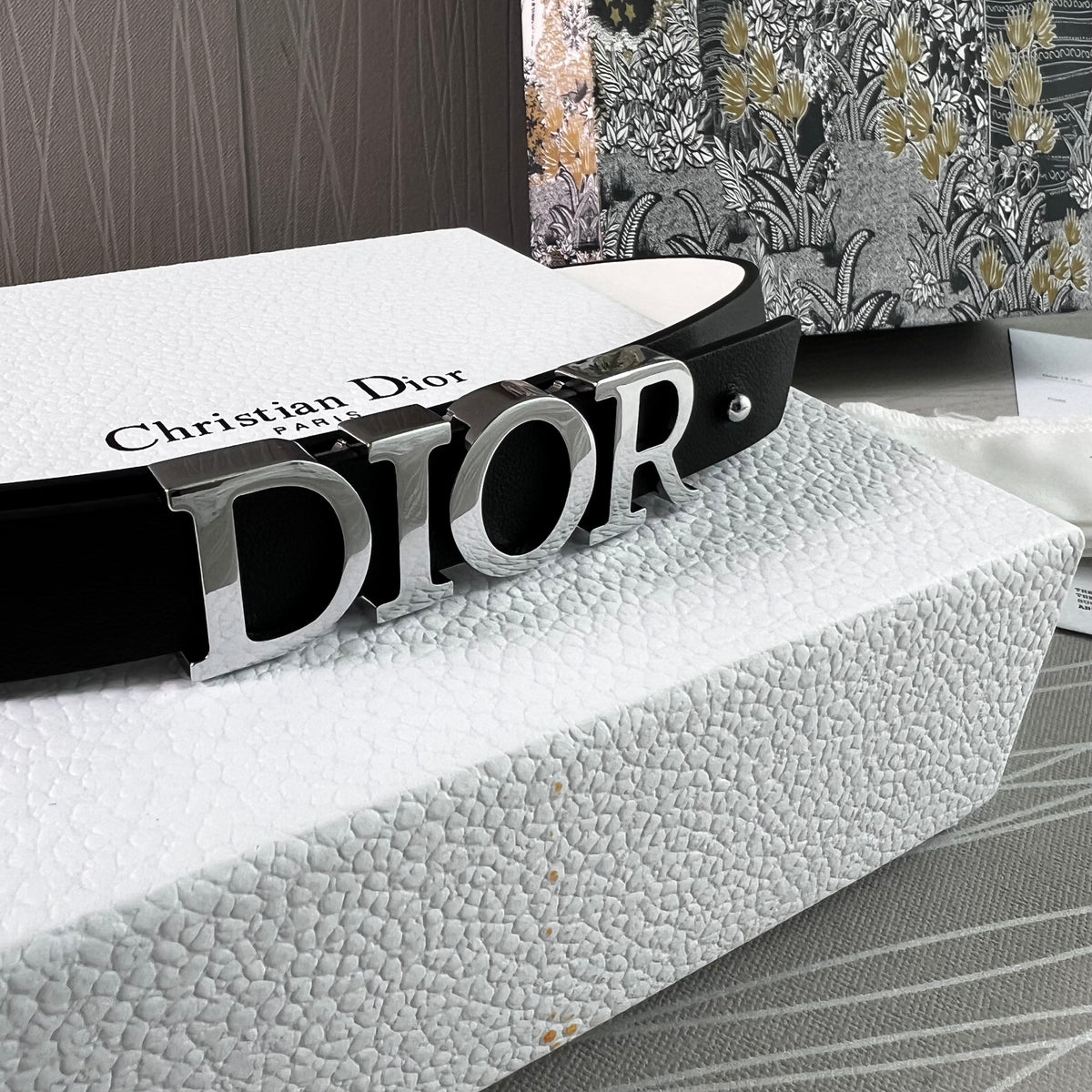 Cinto D-ior piel reversible blanco y negro