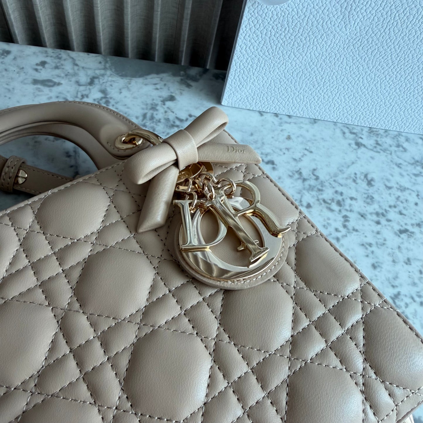 Bolso D-ior piel color beige