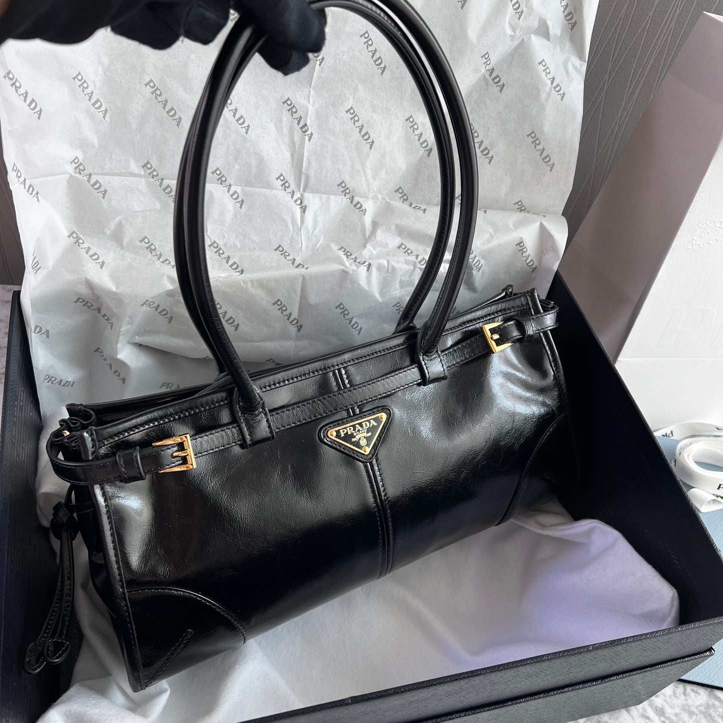 Bolso P-rada piel color negro