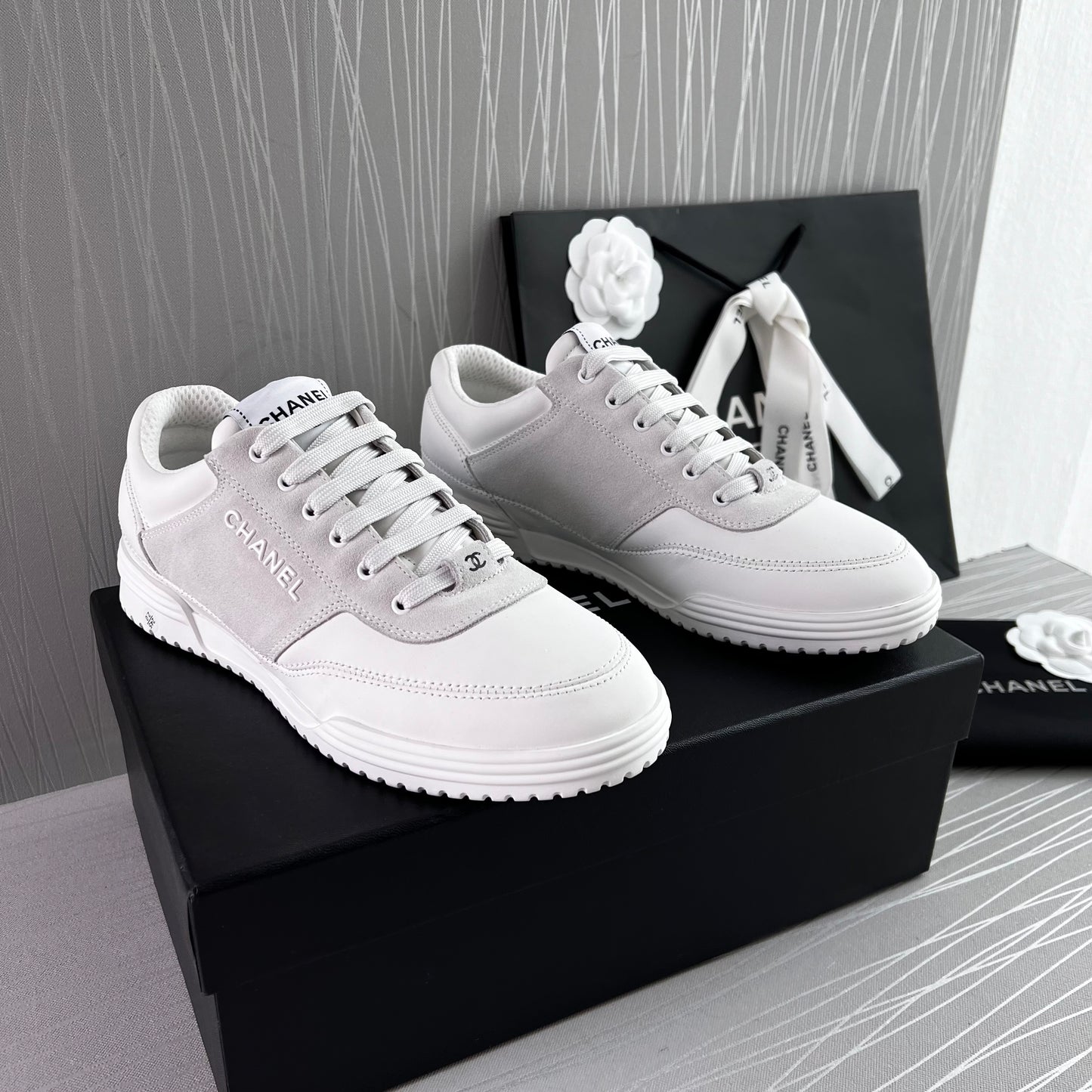 Sneakers C piel blancos