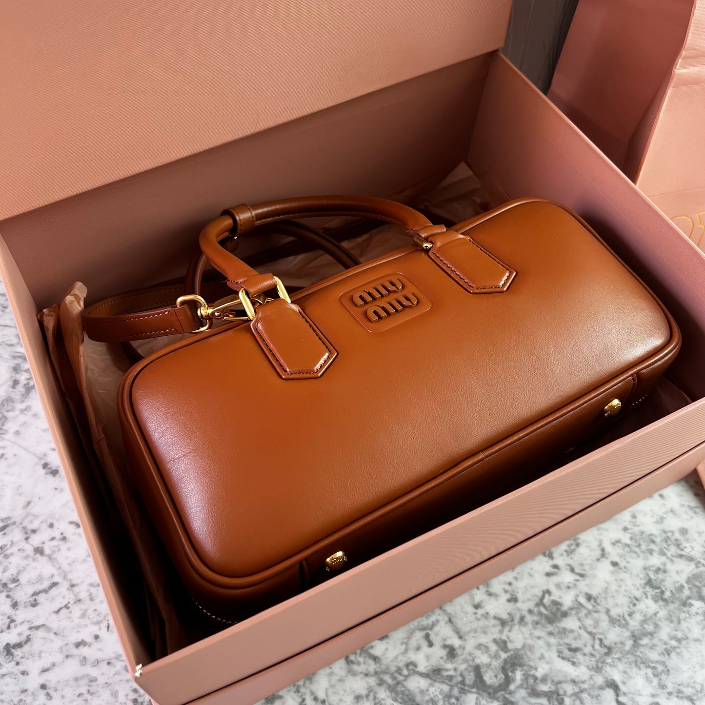 Bolso M-iu piel color camel