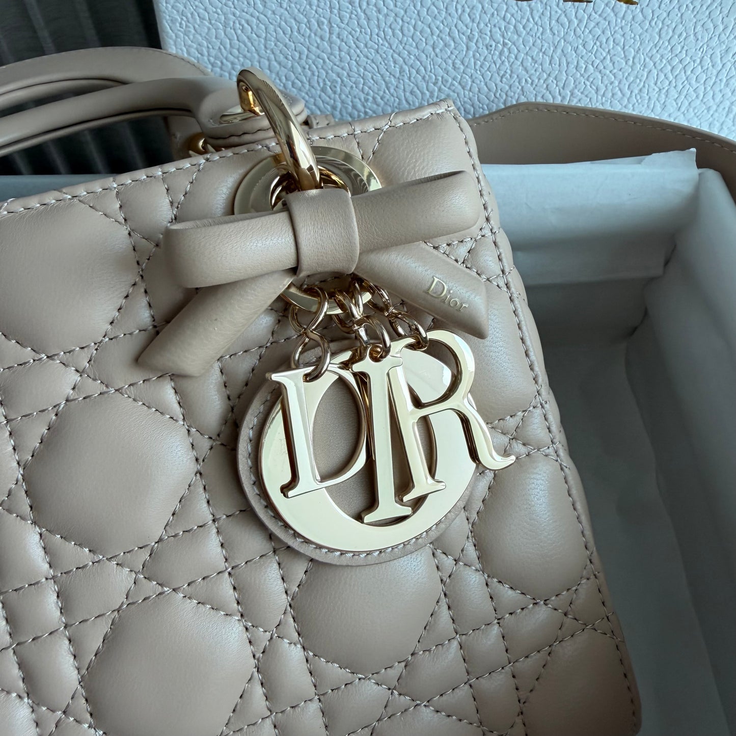 Bolso D-ior piel color beige