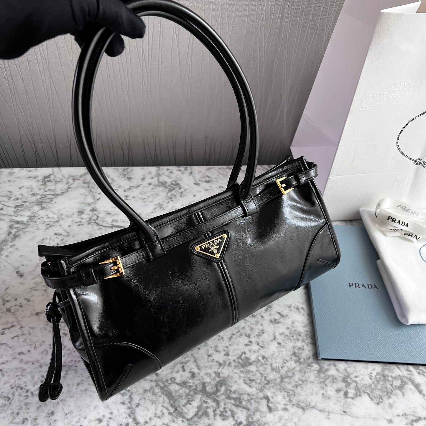 Bolso P-rada piel color negro