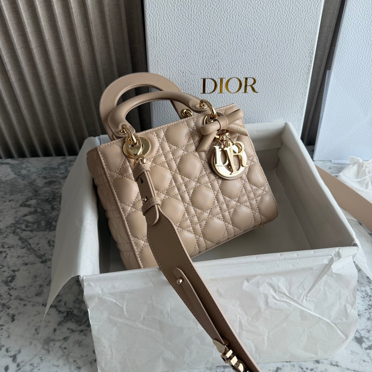 Bolso D-ior piel color beige