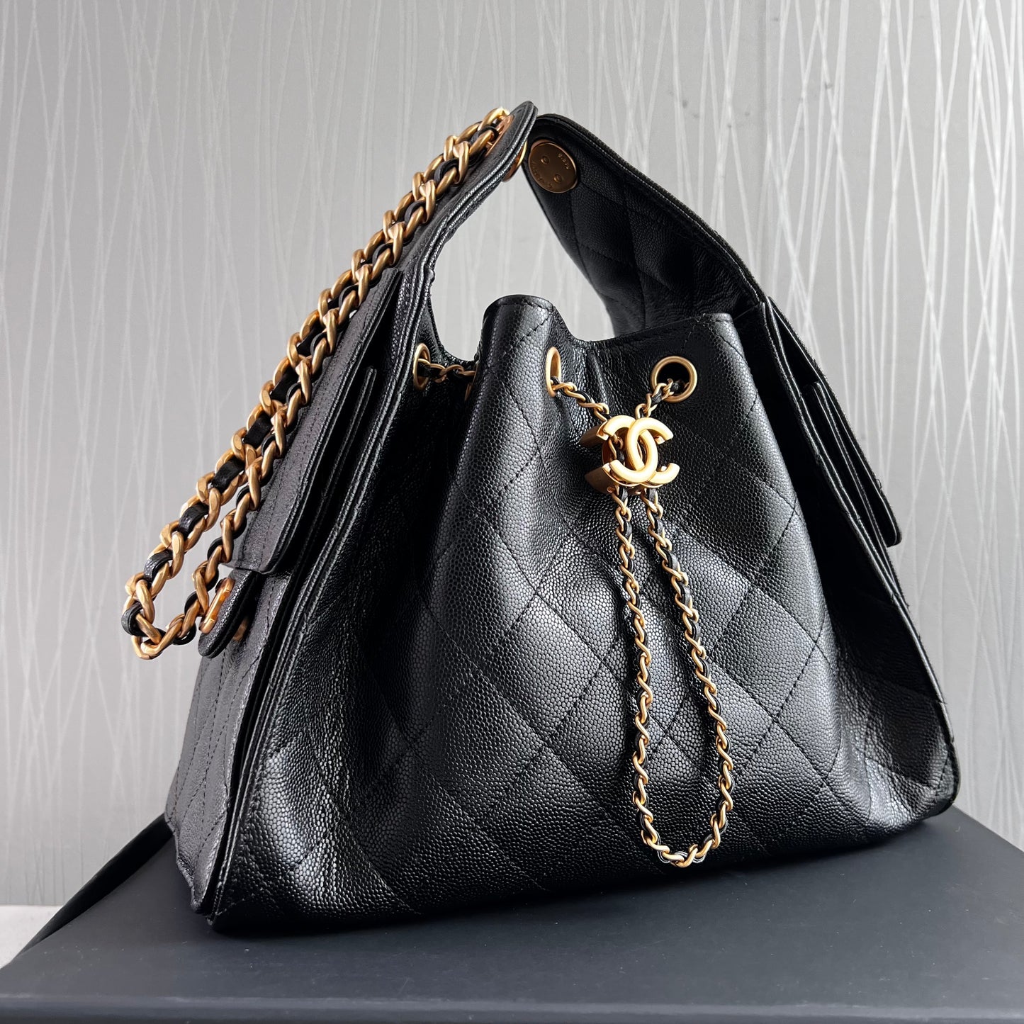 Bolso C 2-5 piel granulada color negro pequeña