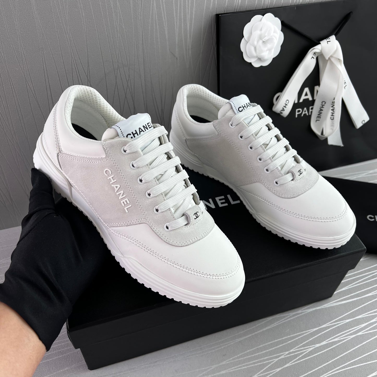 Sneakers C piel blancos