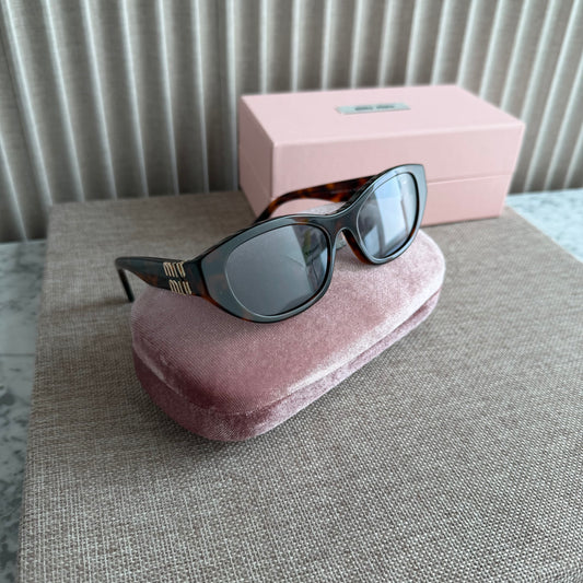 Lentes M-iu M-iu carey