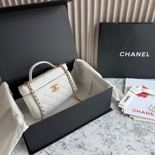 Bolso C-hanel vanity piel caviar color blanco