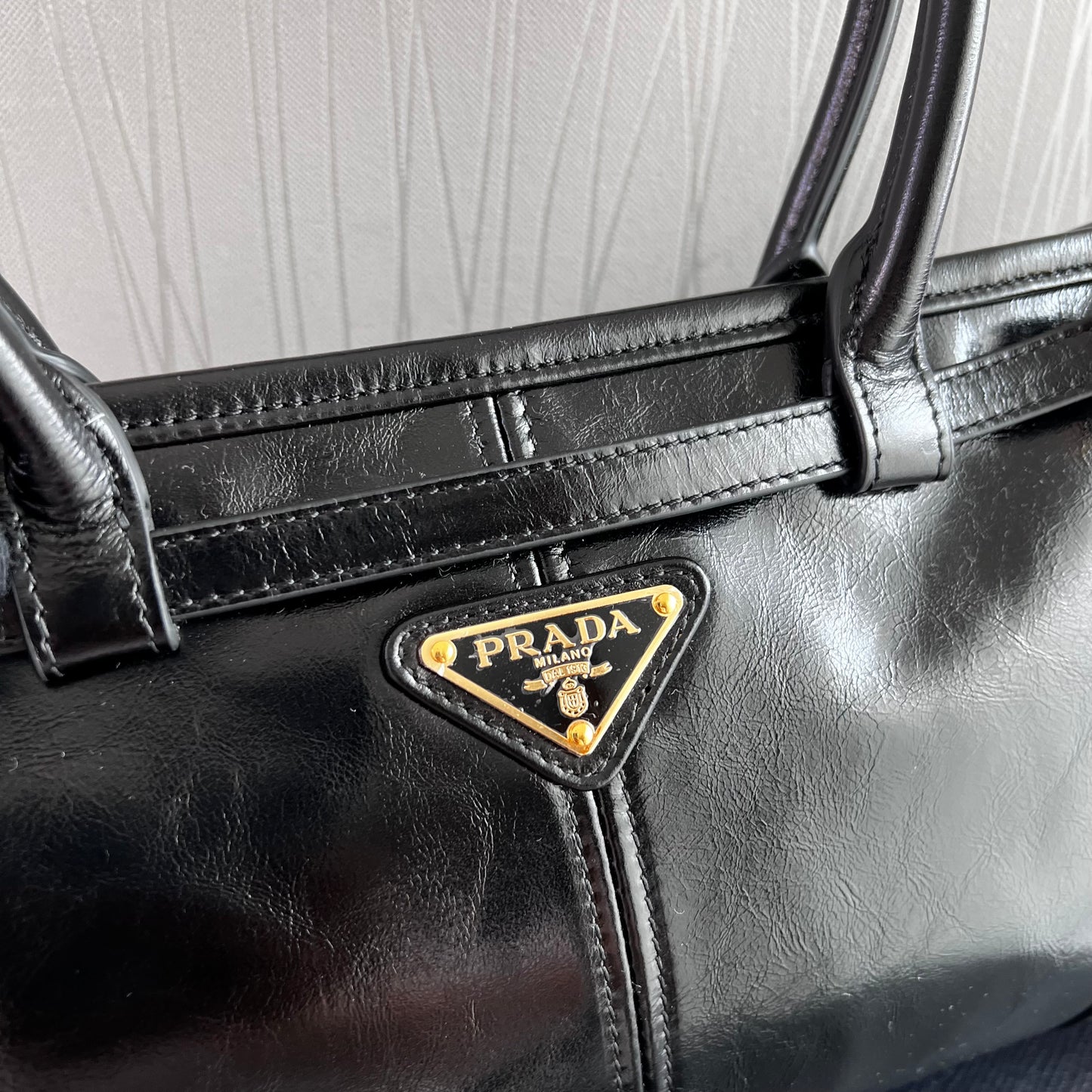 Bolso P-rada piel color negro