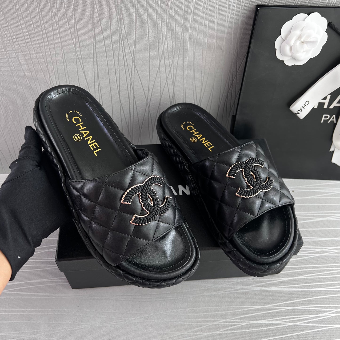 Sandalias C piel color negro