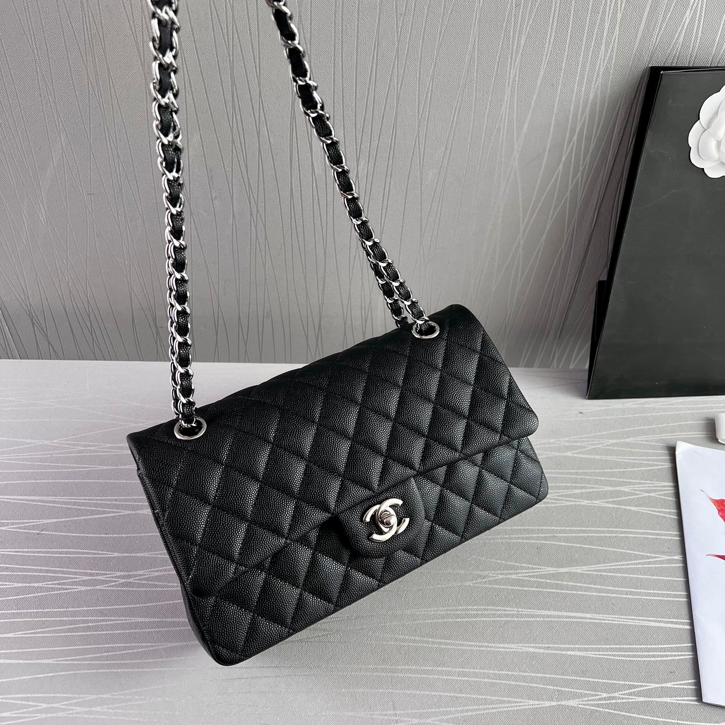 Bolso C piel negra edición limitada