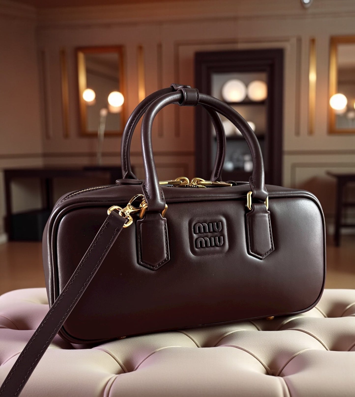 Bolso M-iu piel color café