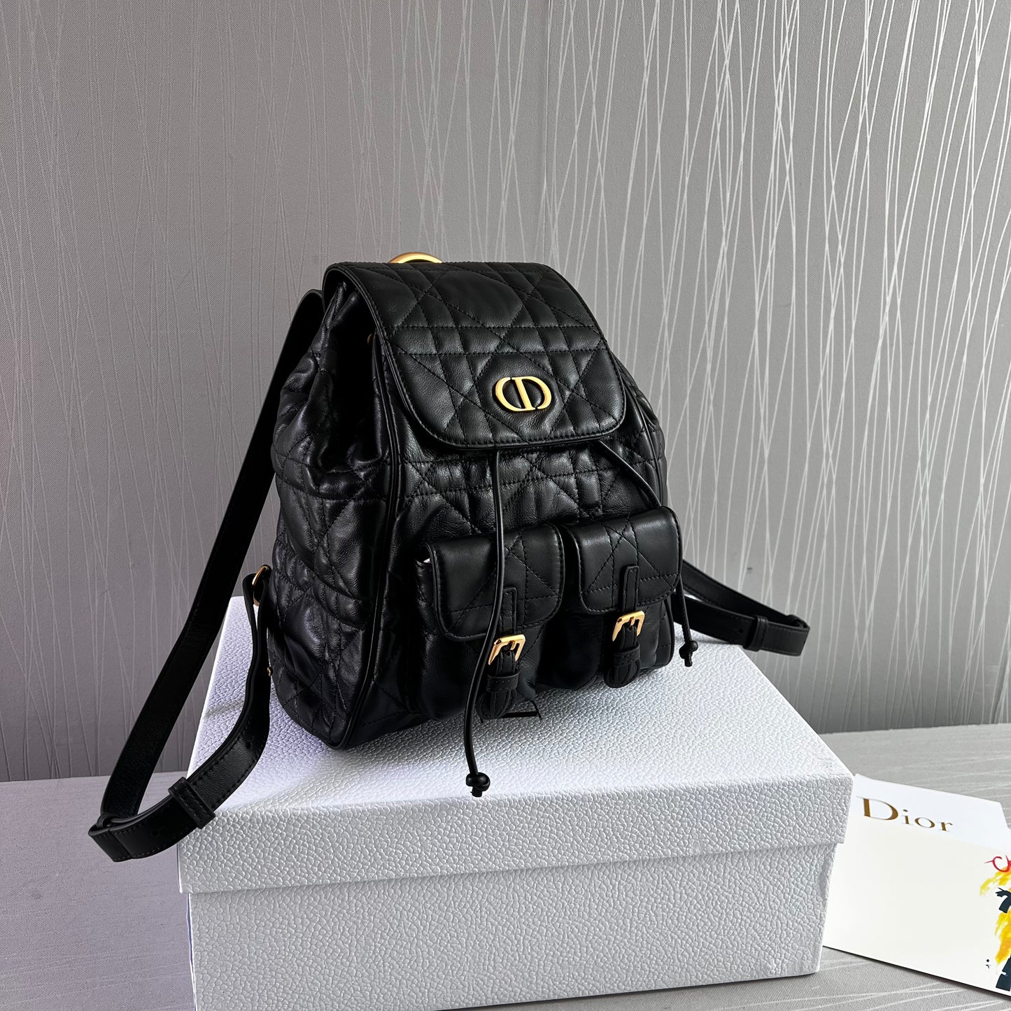 Backpack D piel color negro herrajes dorados