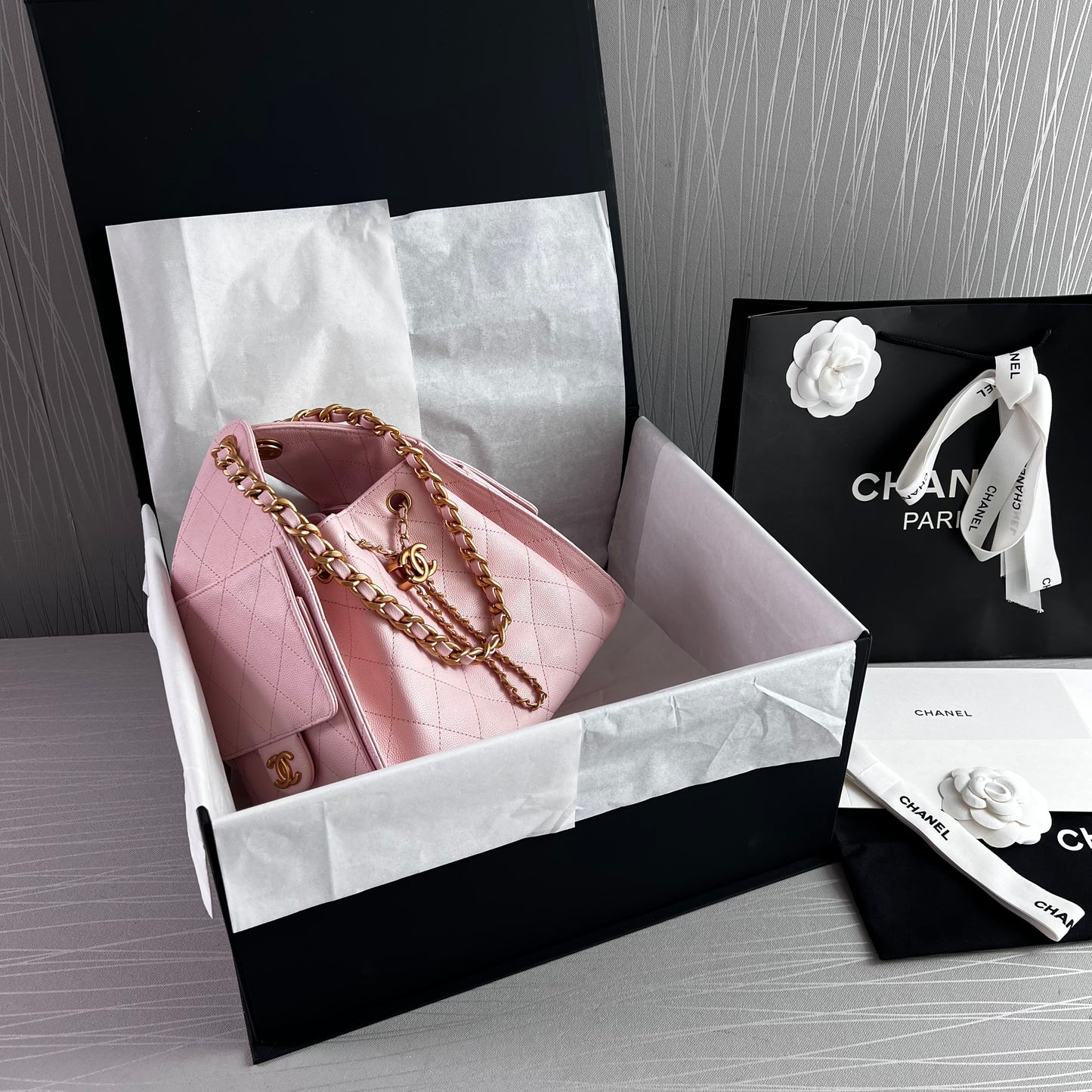 Bolso C 2-5 piel granulada color rosa