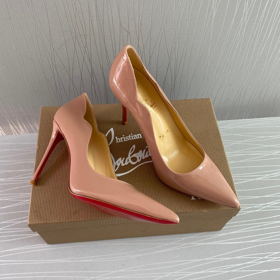 Zapatillas C-hristian    L-ouboutin charol color nude