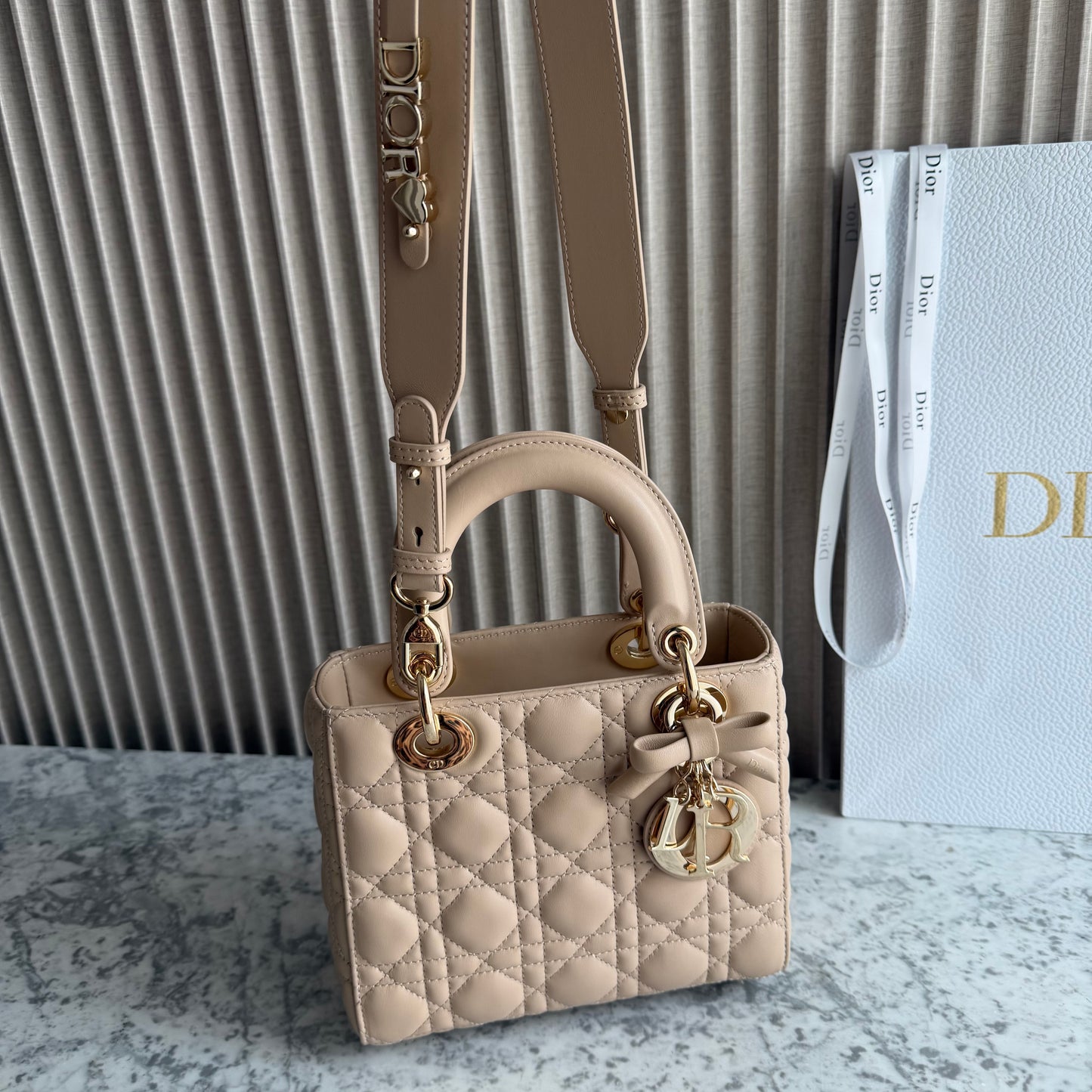 Bolso D-ior piel color beige