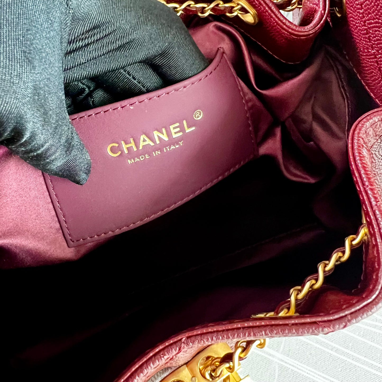 Bolso C 2-5 piel granulada color burdeos