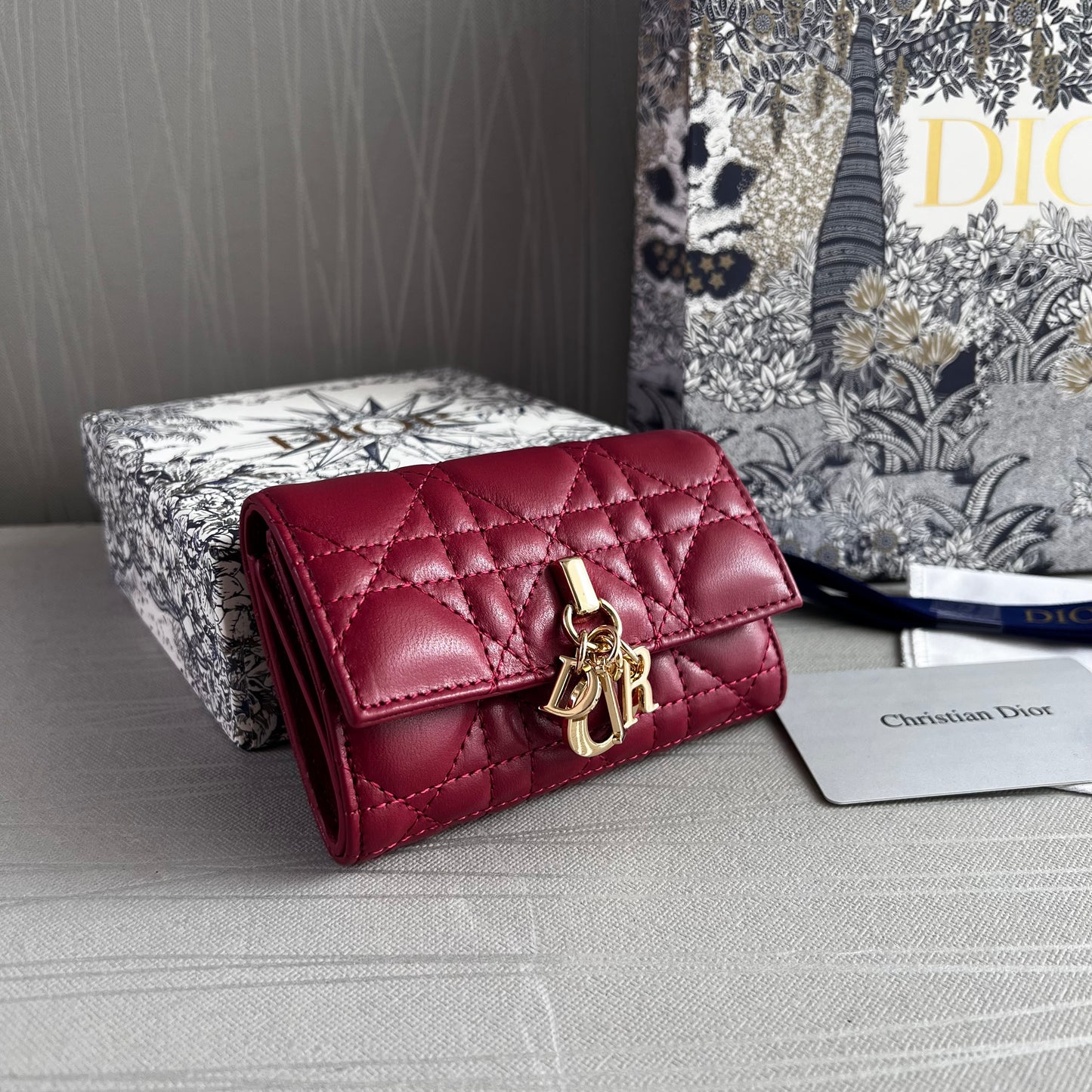 Cartera D-ior piel color rojo