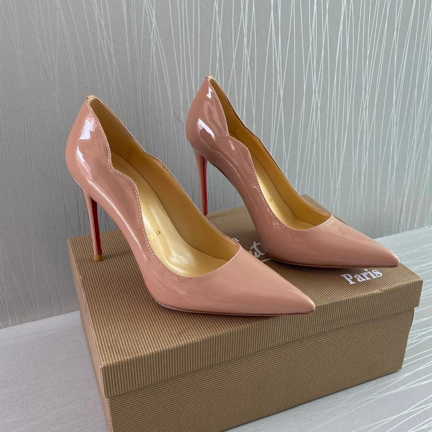Zapatillas C-hristian    L-ouboutin charol color nude