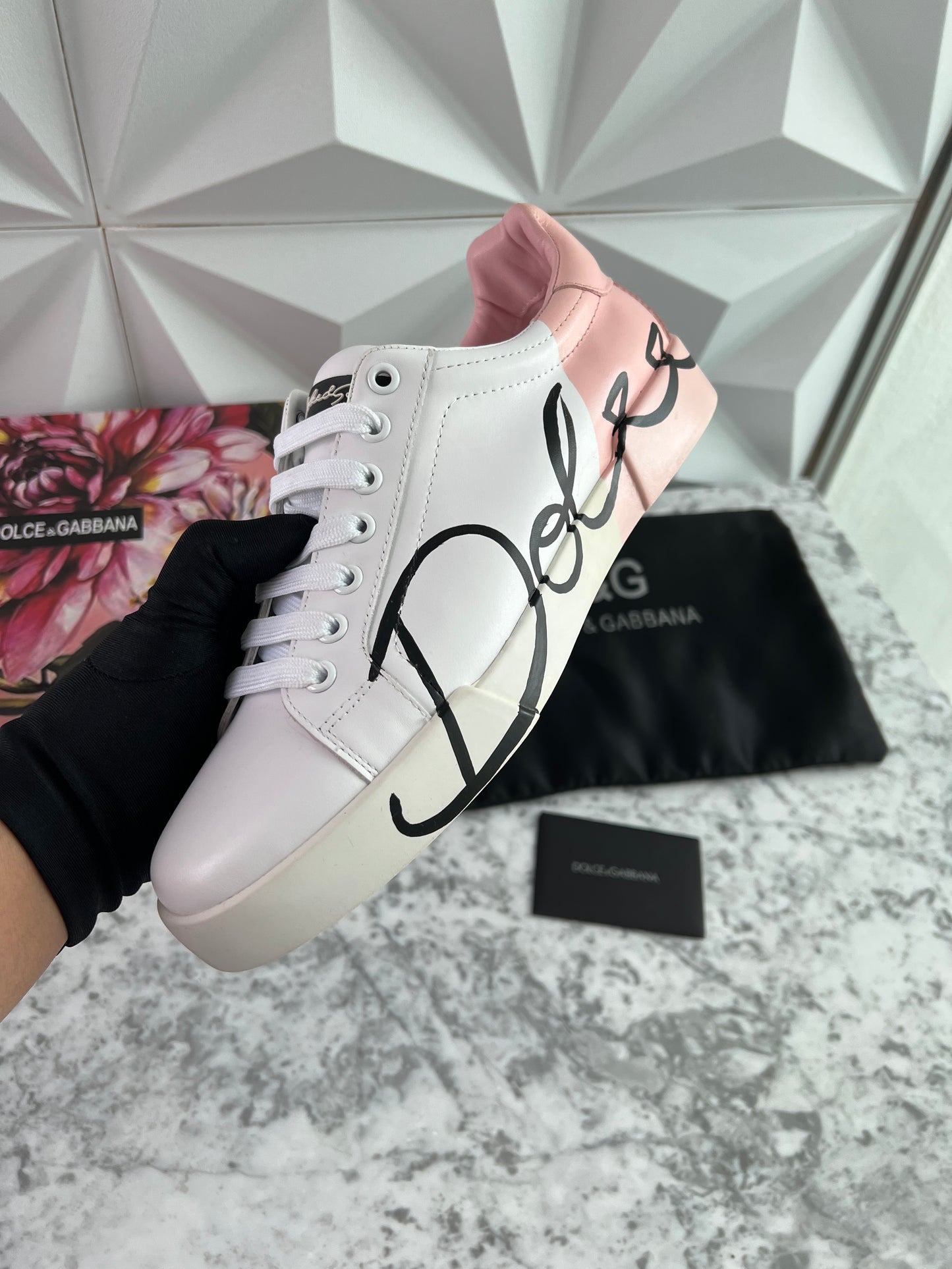 Sneakers D piel color blanco con rosa